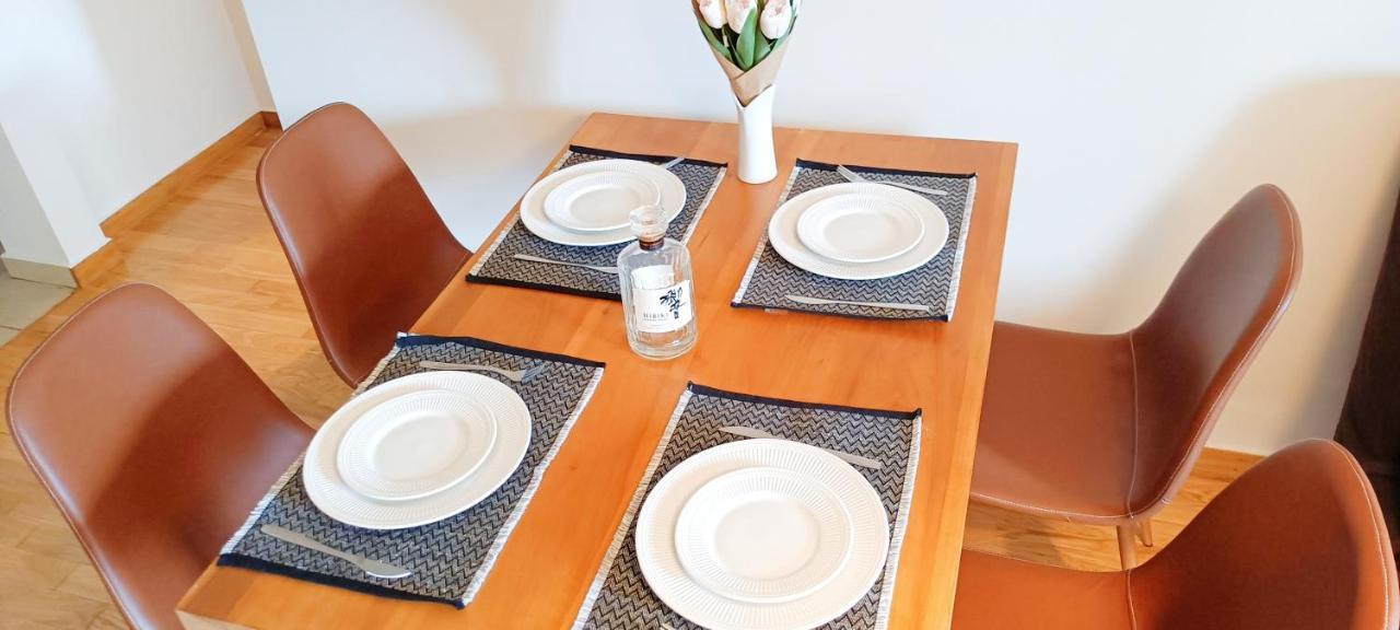 Апартаменти Filoxenia House Marousi -Private Parking- Афіни Екстер'єр фото